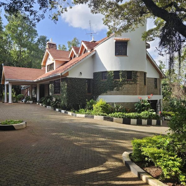 HOUSE TO LET IN KAREN, HARDY